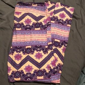 Tc lularoe leggings new without tags